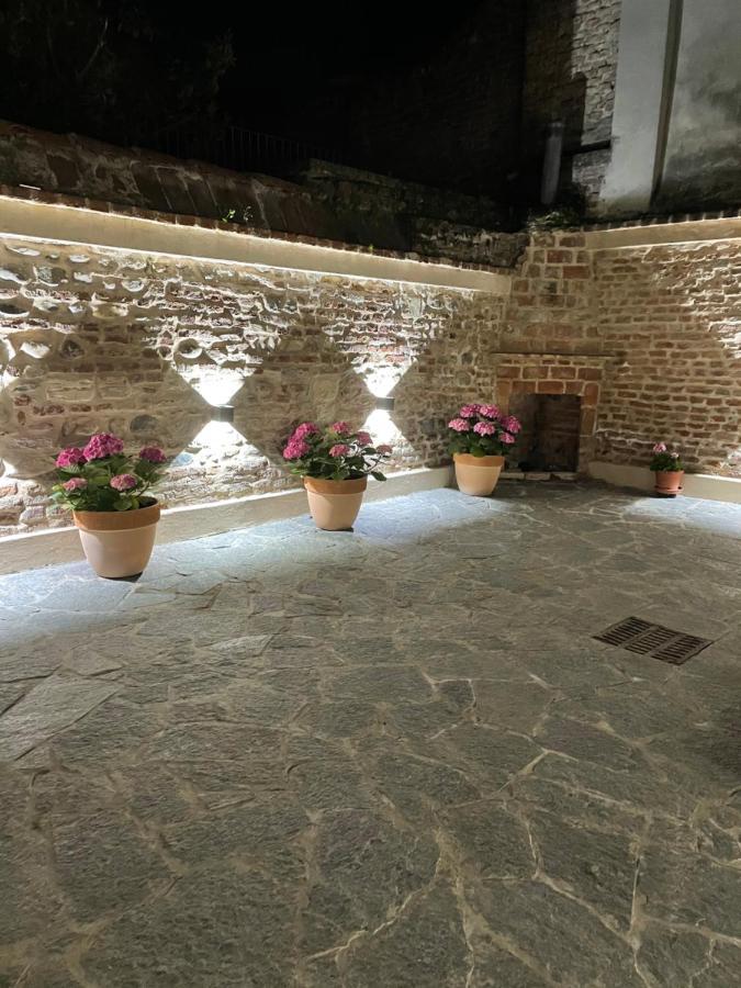 Ferienwohnung Residenza Nikol Casale Monferrato Exterior foto